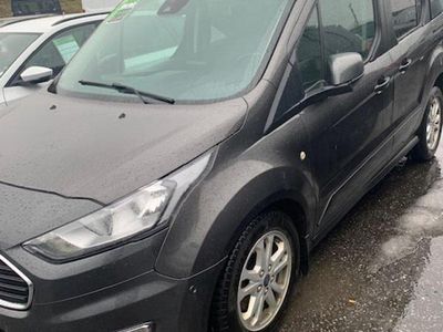Grau Gebraucht 2020 Ford Tourneo Titanium Kombi | 19.900 € (Superpreis)