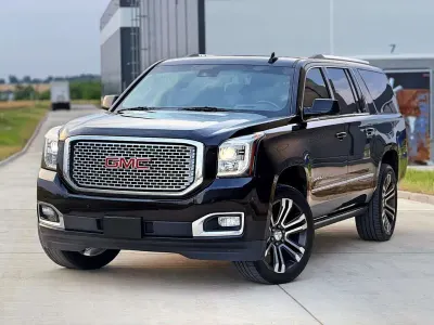 Gebraucht GMC Yukon 420 PS (308 kW) 2017 Schwarz SUV
