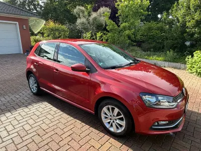 Gebraucht VW Polo Comfortline 90 PS (66 kW) 2014 Rot Kleinwagen