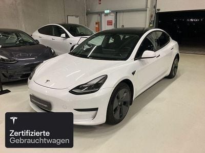 Weiß Gebraucht 2021 Tesla Model 3 RWD Limousine | 25.600 € (Fairer Preis)