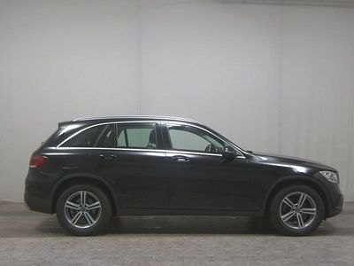 Second-hand Mercedes GLC220 194 CP (142 kW) 2021 Negru SUV