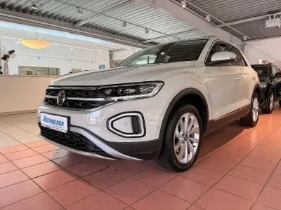 Gebraucht VW T-Roc Style 150 PS (110 kW) 2024 Grau SUV