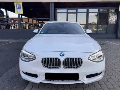 Gebraucht BMW 118 Sport Line 143 PS (105 kW) 2012 Weiß Kleinwagen