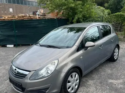 Gebraucht Opel Corsa 70 PS (51 kW) 2010 Grau Kleinwagen