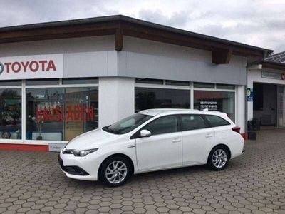 Toyota Auris Hybrid