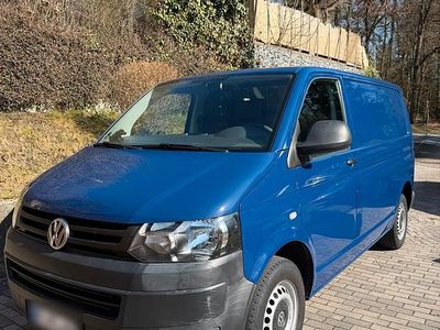 Gebraucht VW Transporter 105 PS (77 kW) 2014 Van