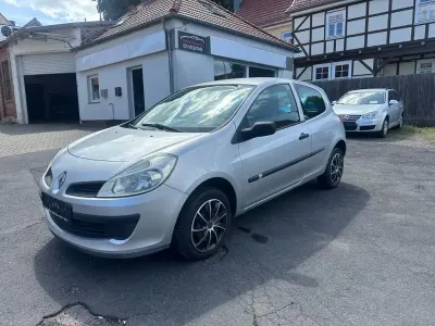 Gebraucht Renault Clio Authentique 75 PS (55 kW) 2006 Grau Kleinwagen