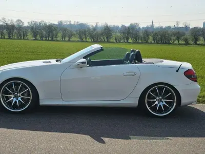 Gebraucht Mercedes SLK350 305 PS (224 kW) 2008 Weiß Cabrio