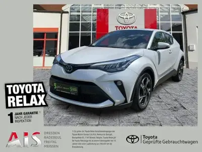 Gebraucht Toyota C-HR Team 122 PS (89 kW) 2023 Platinum white pearl mc. SUV