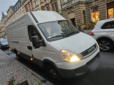 Gebraucht Iveco Daily 146 PS (107 kW) 2010 Weiß Van / Kleinbus
