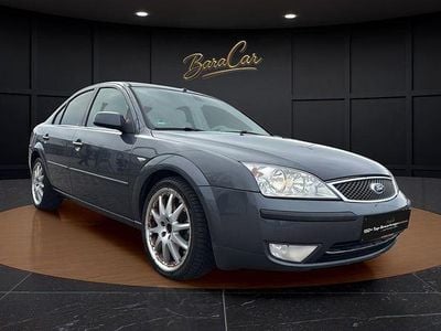 Gebraucht Ford Mondeo Ghia 131 PS (96 kW) 2005 Grau Limousine