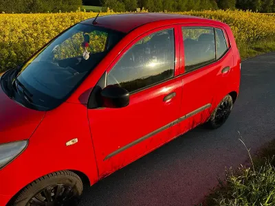 Gebraucht Hyundai i10 66 PS (48 kW) 2007 Rot Kleinwagen