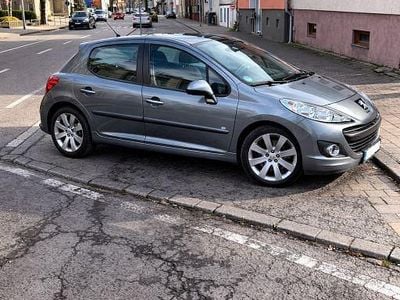 Gebraucht Peugeot 207 Filou 73 PS (53 kW) 2012 Grau Kombi