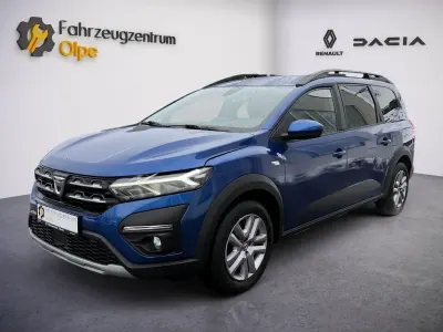 Gebraucht Dacia Jogger Comfort 101 PS (74 kW) 2022 Stahlblau Van / Kleinbus