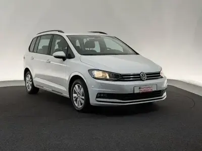 Gebraucht VW Touran Comfortline 116 PS (85 kW) 2020 Weiß Van / Kleinbus