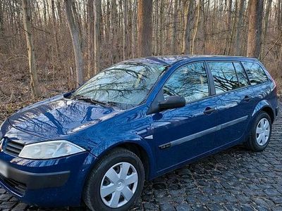 Blau Gebraucht 2005 Renault Mégane GrandTour Kombi | 800 € (Guter Preis)