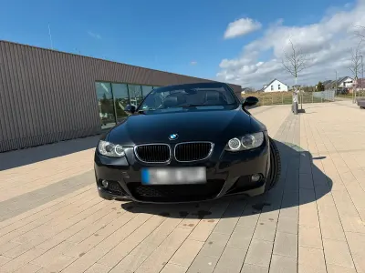 Gebraucht BMW 320 Cabriolet M Sport 170 PS (125 kW) 2009 Schwarz Cabrio