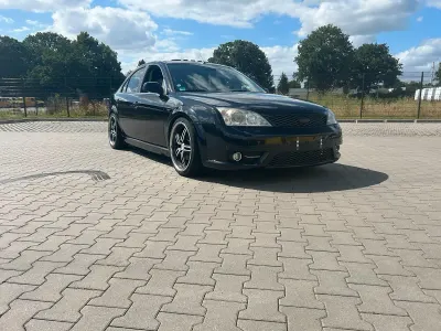 Gebraucht Ford Mondeo ST 226 PS (166 kW) 2003 Schwarz Limousine