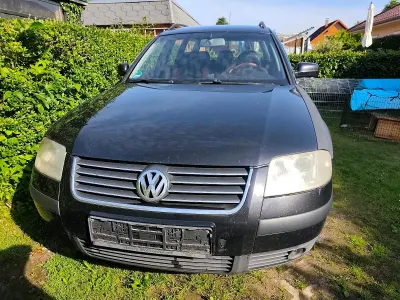 Gebraucht VW Passat 131 PS (96 kW) 2003 Schwarz Kombi