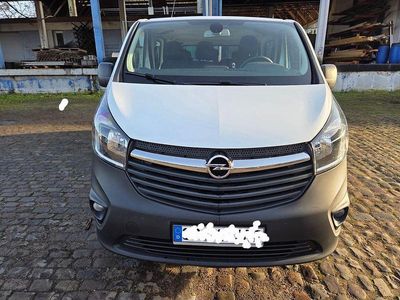 Gebraucht Opel Vivaro 125 PS (91 kW) 2018 Weiß Van / Kleinbus