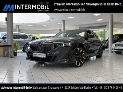 Gebraucht BMW 540 M Sport 303 PS (222 kW) 2025 Black sapphire Limousine