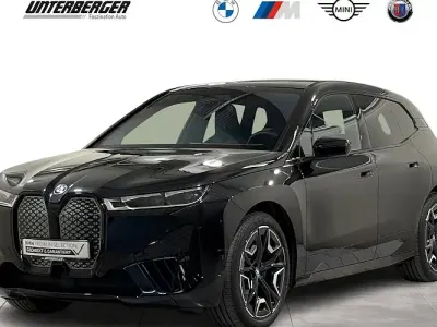 Gebraucht BMW iX Performance 300 kW (408 PS) 2025 Saphirschwarz SUV