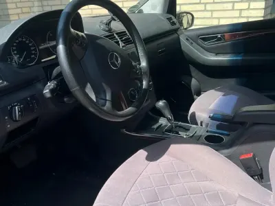 Gebraucht Mercedes A180 Classic 109 PS (80 kW) 2005 Silber Kleinwagen