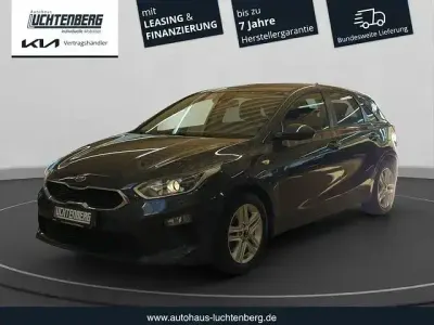 Gebraucht Kia Ceed Edition 7 140 PS (102 kW) 2019 Grau Kleinwagen