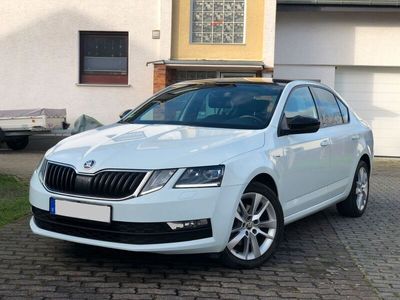 gebraucht Skoda Octavia Clever DSG LED DAB Tempomatw