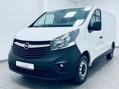 Gebraucht Opel Vivaro 120 PS (88 kW) 2020 Weiß Van / Kleinbus