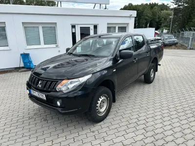 Gebraucht Mitsubishi L200 Basis 154 PS (113 kW) 2018 Schwarz Pickup