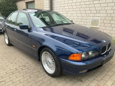 Gebraucht BMW 523 M Sport 170 PS (125 kW) 1997 Blau Limousine
