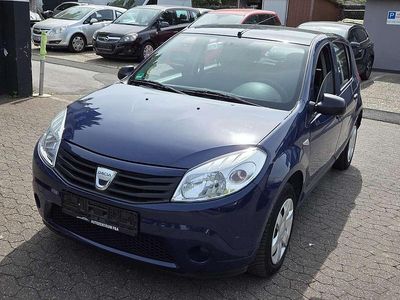 Usata Dacia Sandero Ambiance 75 CV (55 kW) 2009 Blu Utilitaria