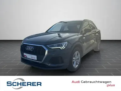 Gebraucht Audi Q3 Basis 245 PS (180 kW) 2022 Nanograu metallic (metallic) SUV