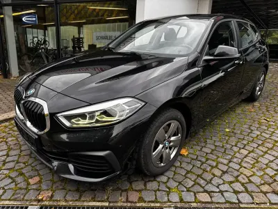Gebraucht BMW 118 Advantage 150 PS (110 kW) 2022 Schwarz Kleinwagen