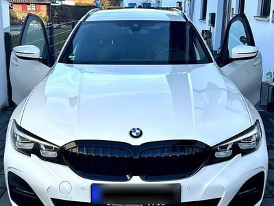 Gebraucht BMW 320 M Sport 190 PS (139 kW) 2021 Weiß Kombi