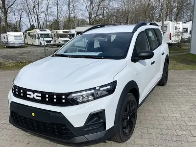 Nowe Dacia Jogger Essentiel 110 KM (80 kW) 2026 Biały Minivan