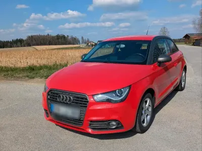 Gebraucht Audi A1 Ambition 122 PS (89 kW) 2011 Rot Kleinwagen
