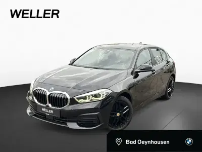 Gebraucht BMW 118 Advantage 136 PS (100 kW) 2022 Schwarz (schwarz) Kleinwagen