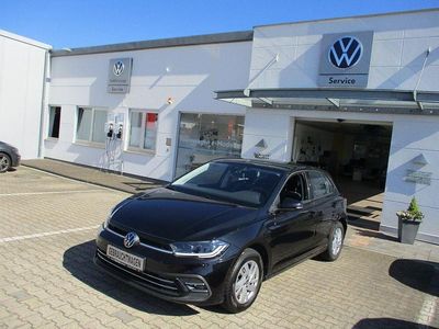 Gebraucht VW Polo Style 110 PS (80 kW) 2022 Schwarz Limousine