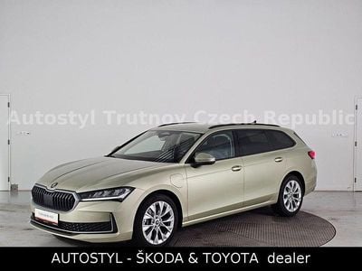 Second-hand Skoda Superb Selection 150 CP (110 kW) 2025 Galben Break