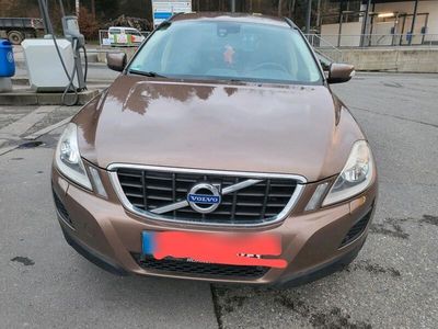 gebraucht Volvo XC60 2,4 D5 AWD mit AHK