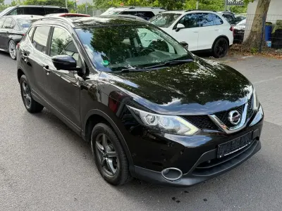 Gebraucht Nissan Qashqai 360º 163 PS (119 kW) 2016 Schwarz SUV