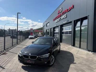 Gebraucht BMW 320 Sport Line 190 PS (139 kW) 2017 Schwarz Kombi