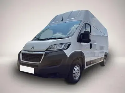 Gebraucht Peugeot Boxer Premium 165 PS (121 kW) 2022 Manufacturer Van