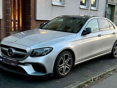 gebraucht Mercedes E220 4M/AMG Line/Distro+/PANO/HUD/STNDHZG/VOLL