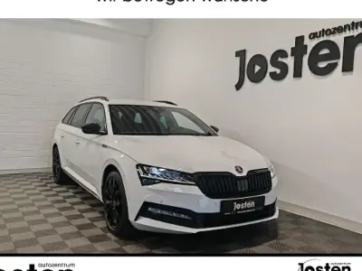Gebraucht Skoda Superb SportLine 200 PS (147 kW) 2023 Weiß (moonweiss metallic) Kombi