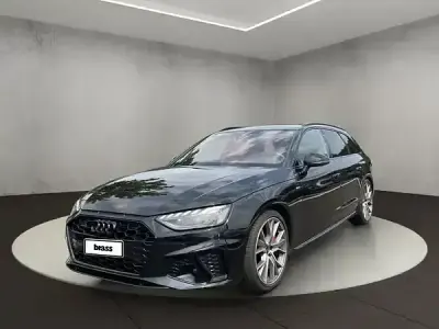 Gebraucht Audi A4 Ambiente 265 PS (194 kW) 2024 Mythosschwarz metallic Kombi