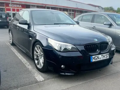 Gebraucht BMW 525 M Sport 177 PS (130 kW) 2005 Schwarz Limousine
