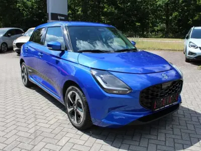 Gebraucht Suzuki Swift Comfort+ 83 PS (61 kW) 2025 Blau Kleinwagen